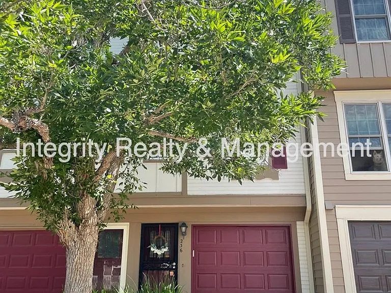 1811 S Quebec Way #236 — Photo 2