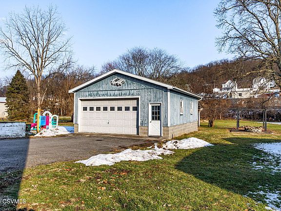 2nd image of 250 Riverside Ln