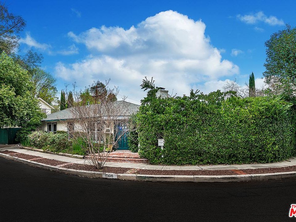1st image of 21445 De La Osa St