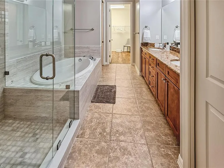 8949 Malibu St #304 — Photo 14