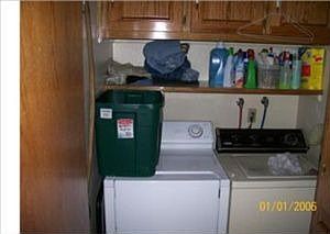 4th image of 1438 Camelot Dr