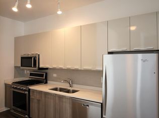 953 W Dakin St, Chicago, IL 60613