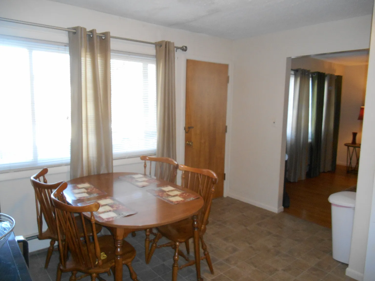 2 bed, 850 sqft, $1,500 — Photo 4