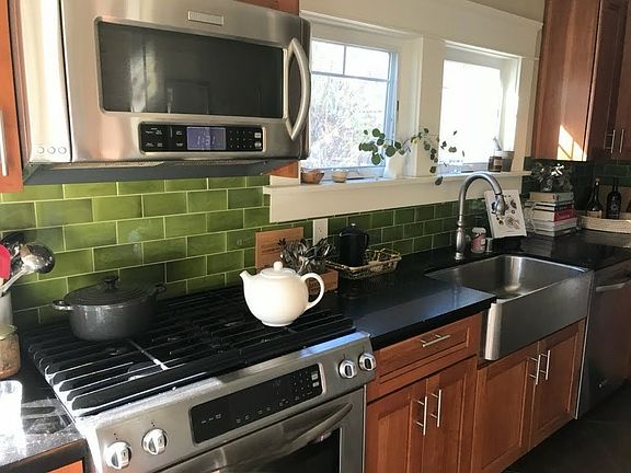 2nd image of 1612 Fern St #1610