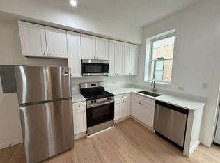 1634 W 21st St FRONT 3, Chicago, IL 60608