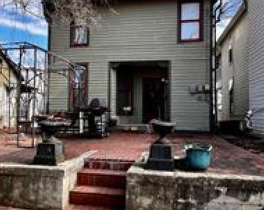 2nd image of 409 N 2nd St