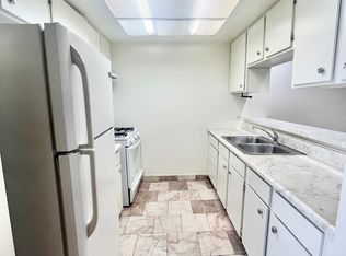 1535 N Hobart Blvd APT 3, Los Angeles, CA 90027
