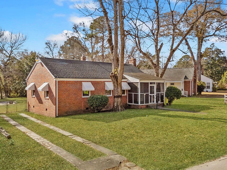 1st image of 1603 Oakwood Avenue
