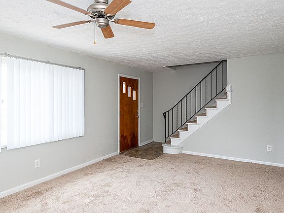 4th image of 104 Marlboro Pl