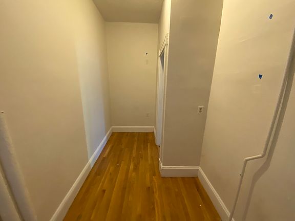 4th image of 891 Mass Ave #11