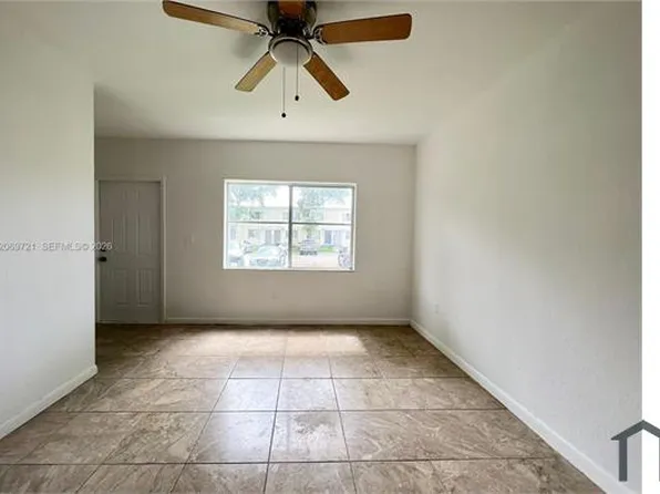 8460 NW 4th Ct, Miami, FL