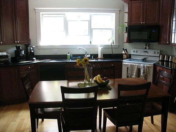 3rd image of 765 Medford St #6