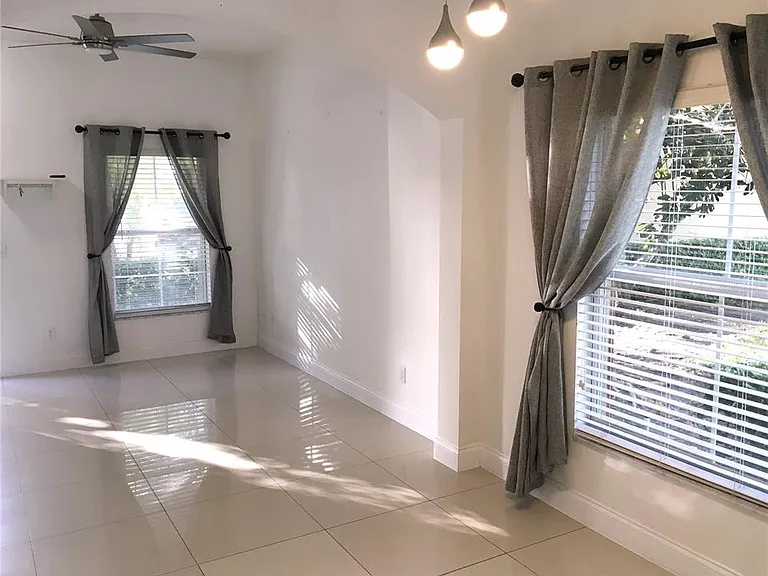 12207 Citruswood Dr — Photo 10