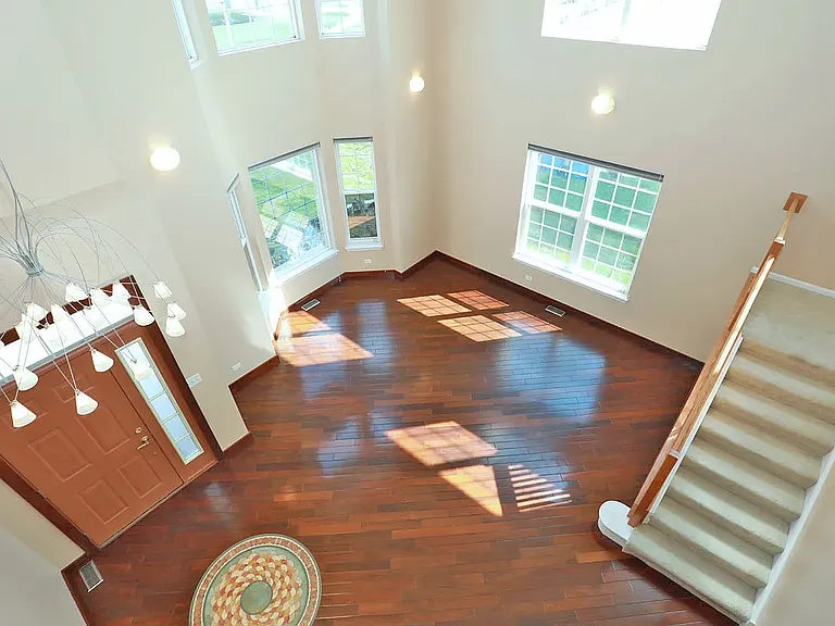 829 Clover Ridge Ln — Photo 18