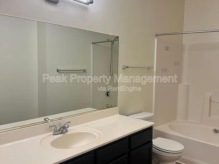 801 Virginia Center Pkwy — Photo 33