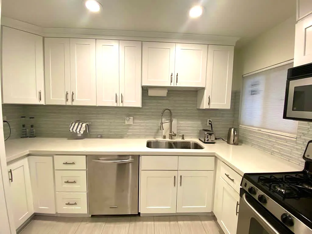 2 bed, 870 sqft, $2,800 — Photo 4