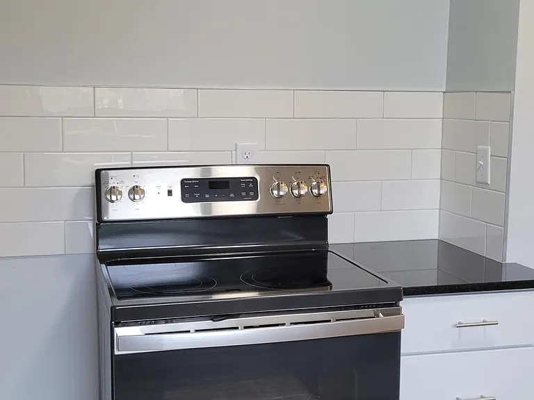 Kitchen stove