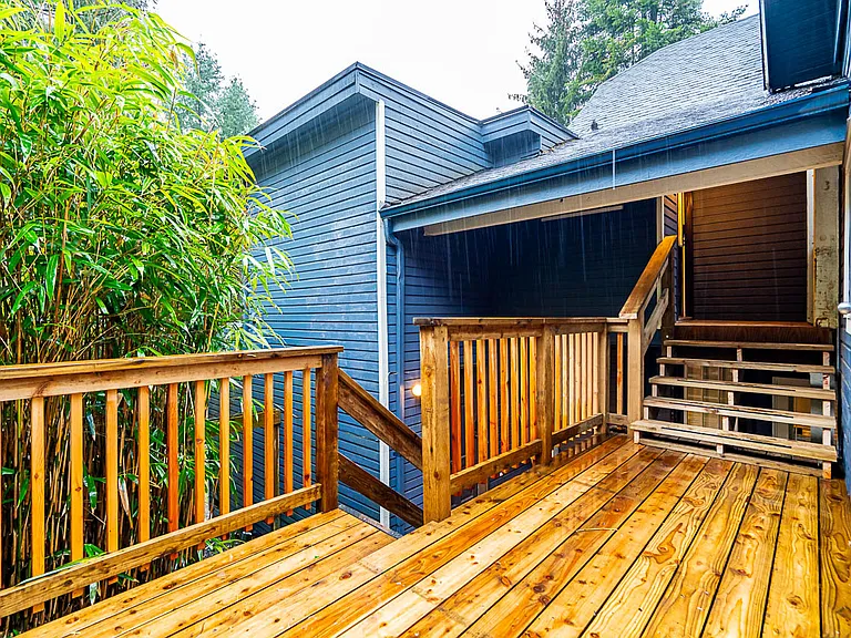261 Osborne Rd E #2 — Photo 11