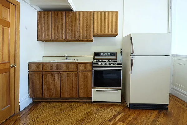 Rented by CG Realty | media 23