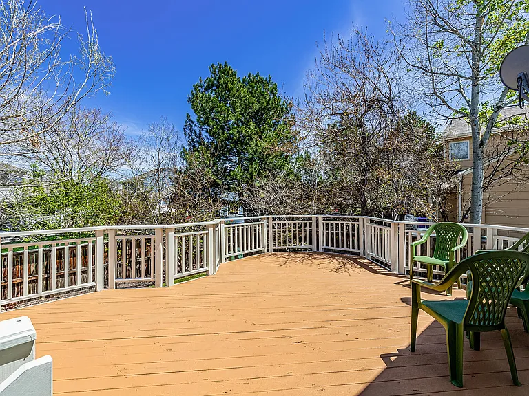 9374 Weeping Willow Ct — Photo 16