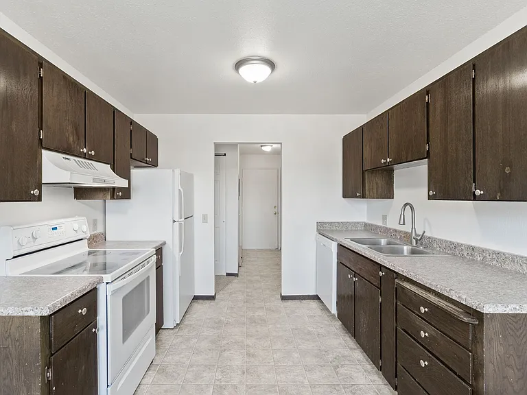 111 E Hattie Ave #4 — Photo 7