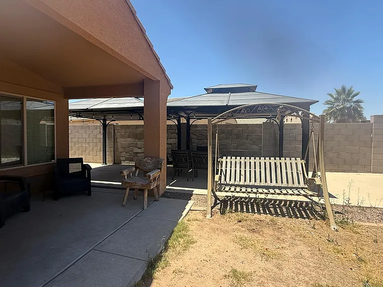 1148 E Barrus Dr — Photo 28