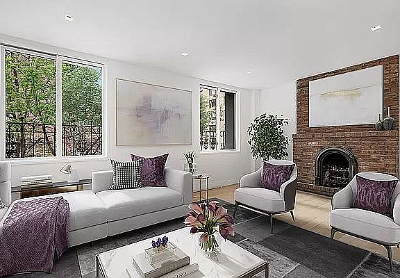 4th image of 37 Gramercy Park #1AB