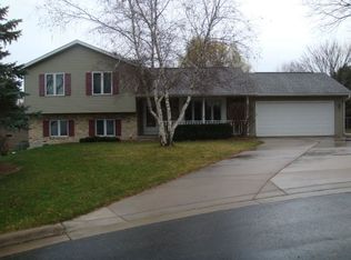 5415 Hillside Ct, Mc Farland, WI 53558