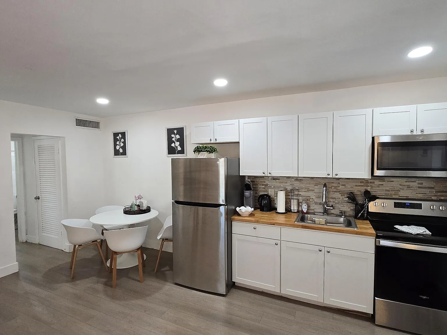 1 bed, 1.0 bath, 750 sqft, $1,550 — Photo 2