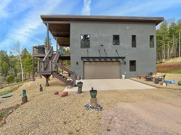 2nd image of 17 Luna Dr