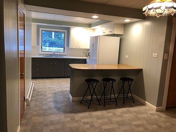 2nd image of 135 Tolles St Floor 1