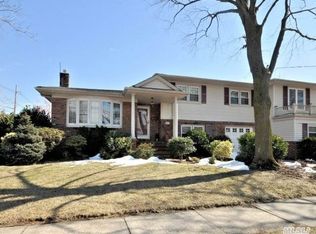 227 Brower Ave, Rockville Centre, NY 11570