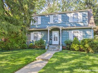 1342 Hickory St, Waukegan, IL