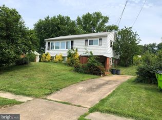 2104 Culpeper Dr, Woodbridge, VA 22191