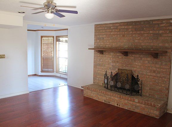 4th image of 1604 Elgin Ave