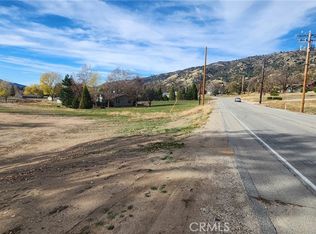 26600 Bear Valley Rd #1, Tehachapi, CA 93561