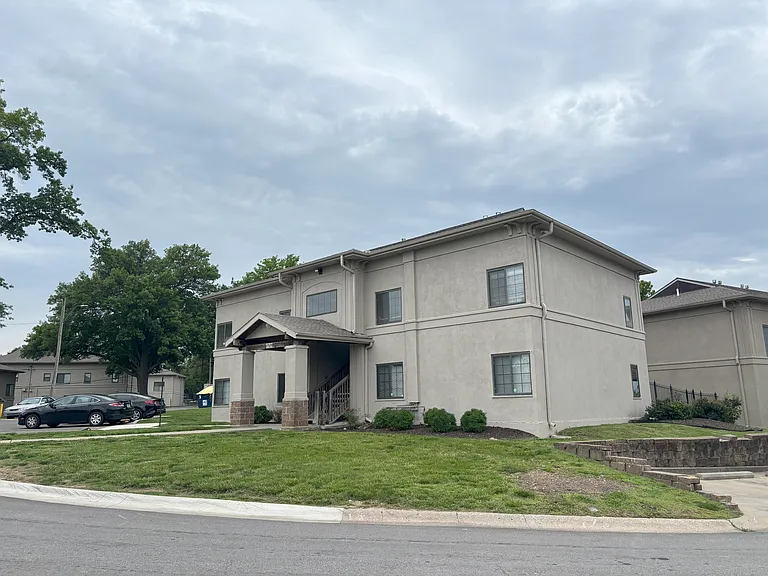 Ridgeview Heights — Photo 7