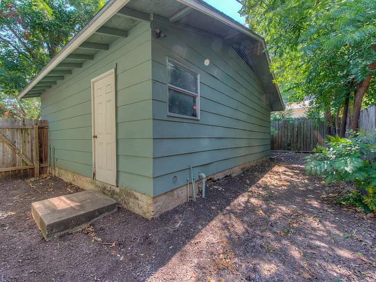 4805 Evans Avenue — Photo 22