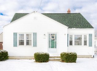 526 70th St, Niagara Falls, NY 14304