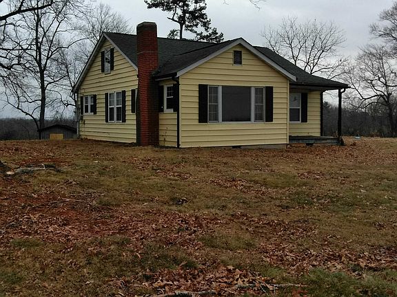2nd image of 369 Rock Creek Church Rd