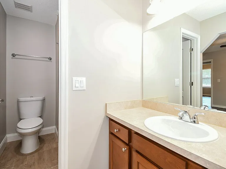 6020 Pine Ave — Photo 12