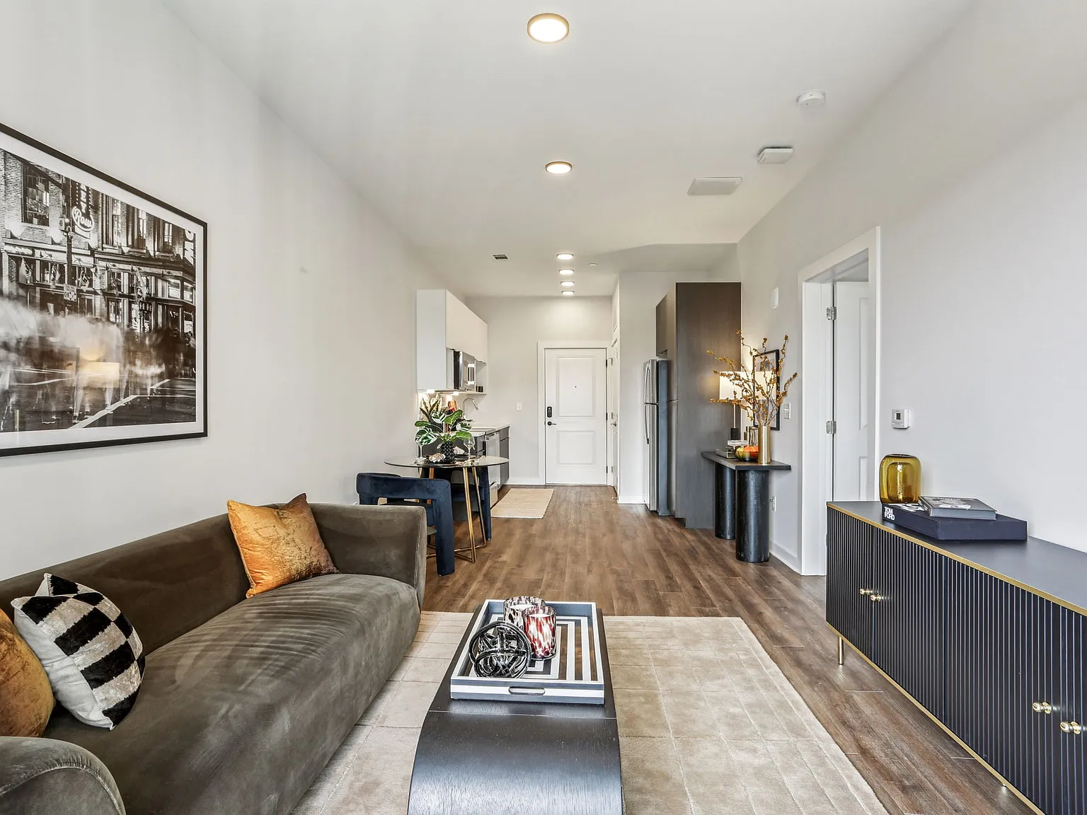 The Chartwell at Marathon Village — Photo 4