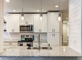 4250 Lindell Blvd #101, Saint Louis, MO 63108