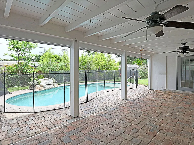 1353 Stadler Dr — Photo 24