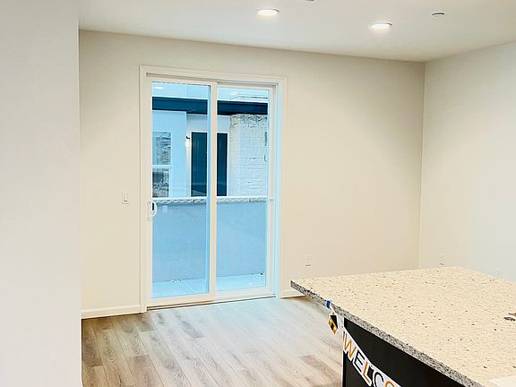 Dining & Entry to Patio