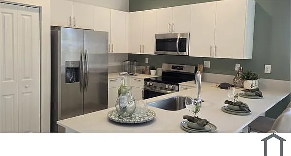 3 bed, 1535 sqft, $2,790 — Photo 2