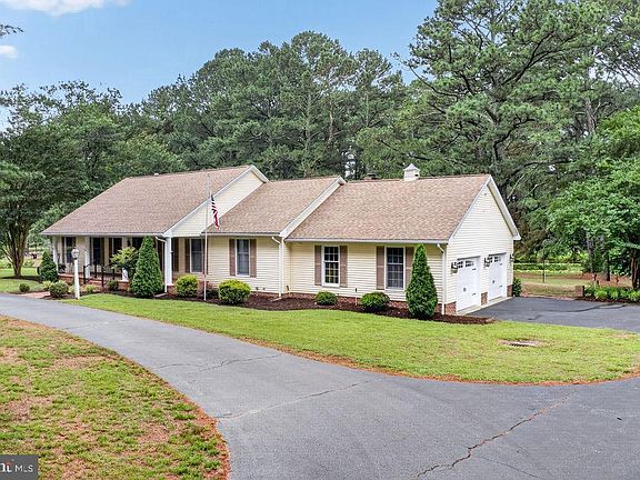 2nd image of 30124 Peggy Ln