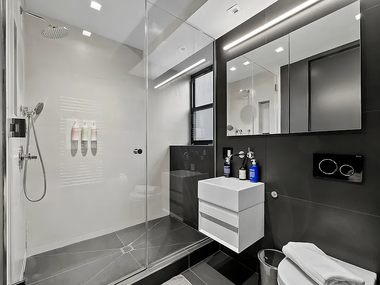 63 Downing St #2B — Photo 14