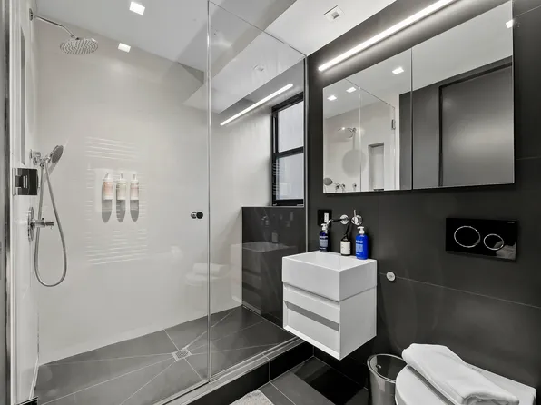 63 Downing Street image 14 of 27