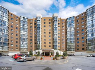 15100 Interlachen Dr #4-320, Silver Spring, MD 20906